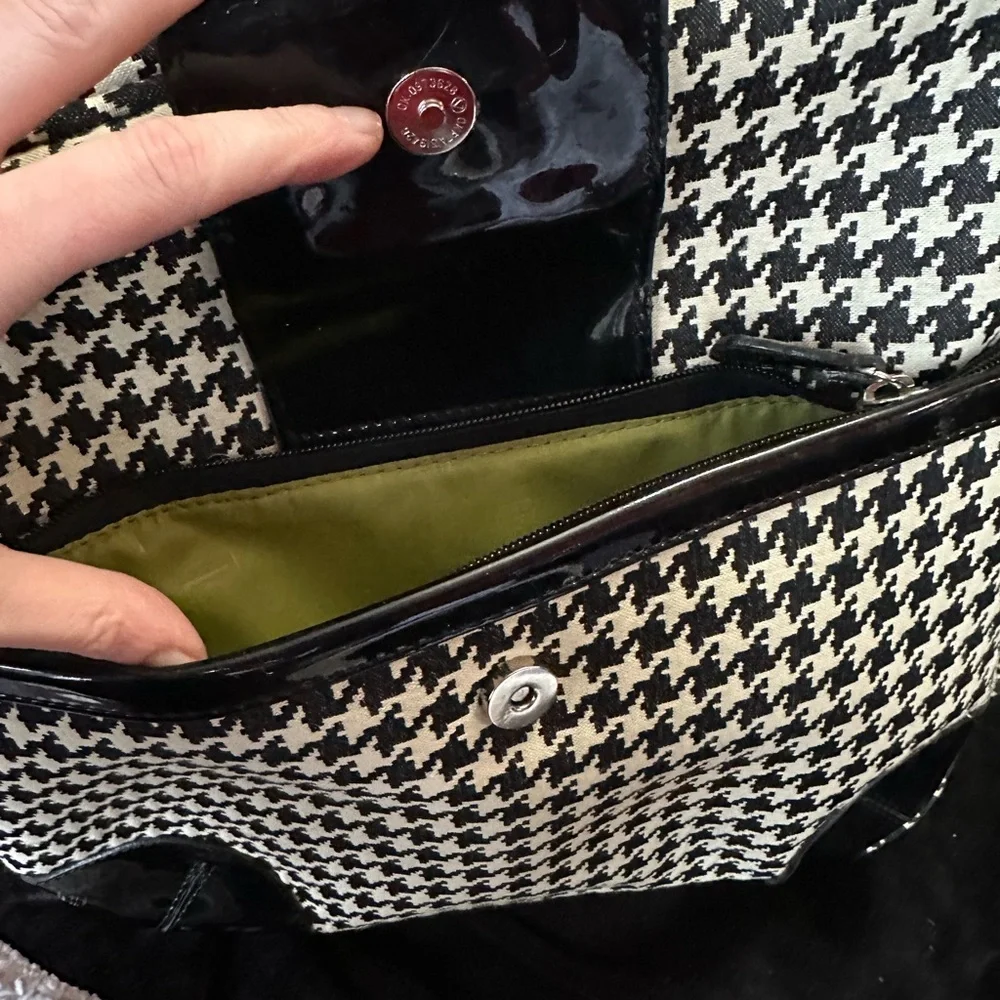 Liz Claiborne Houndstooth Patent Leather Trim Carry-On Bag Barely Used Y2K Prepp - Picture 9 of 14